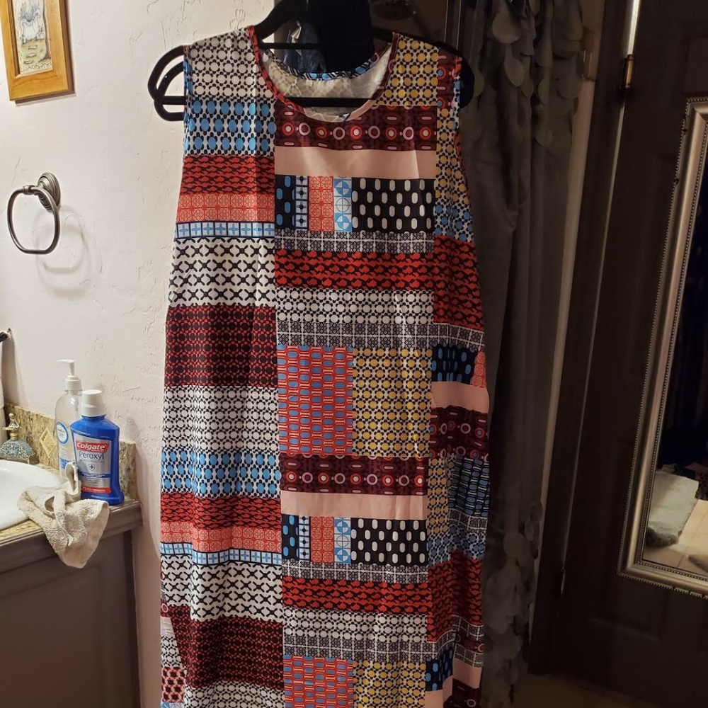 Multicolored new sleeveless dress
